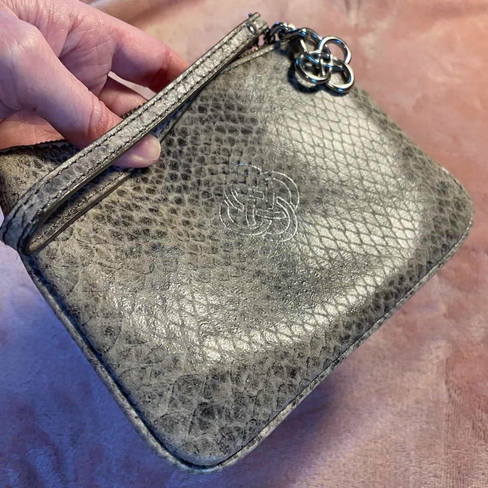 Stella & Dot Snakeskin Print Soho Leather Wristlet Grey with Silver Accents